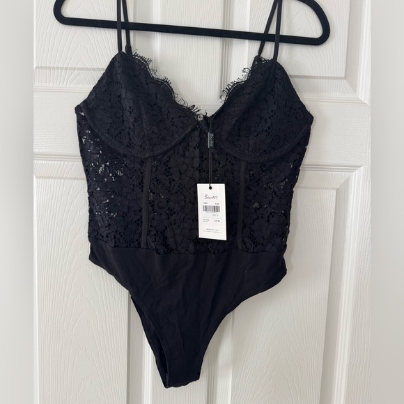 Bardot Other - Bardot Black Lace Bodysuit